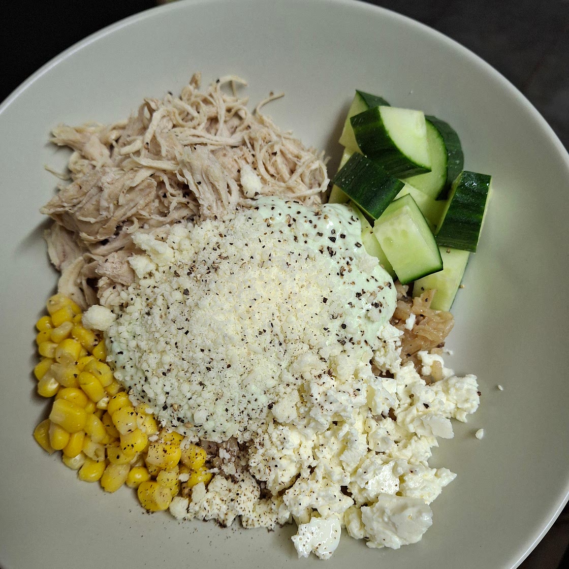 Chicken & Rice Bowl with Avocado Yogurt Sauce, Cucumber, Feta, and Parmesan (for 1 serving)