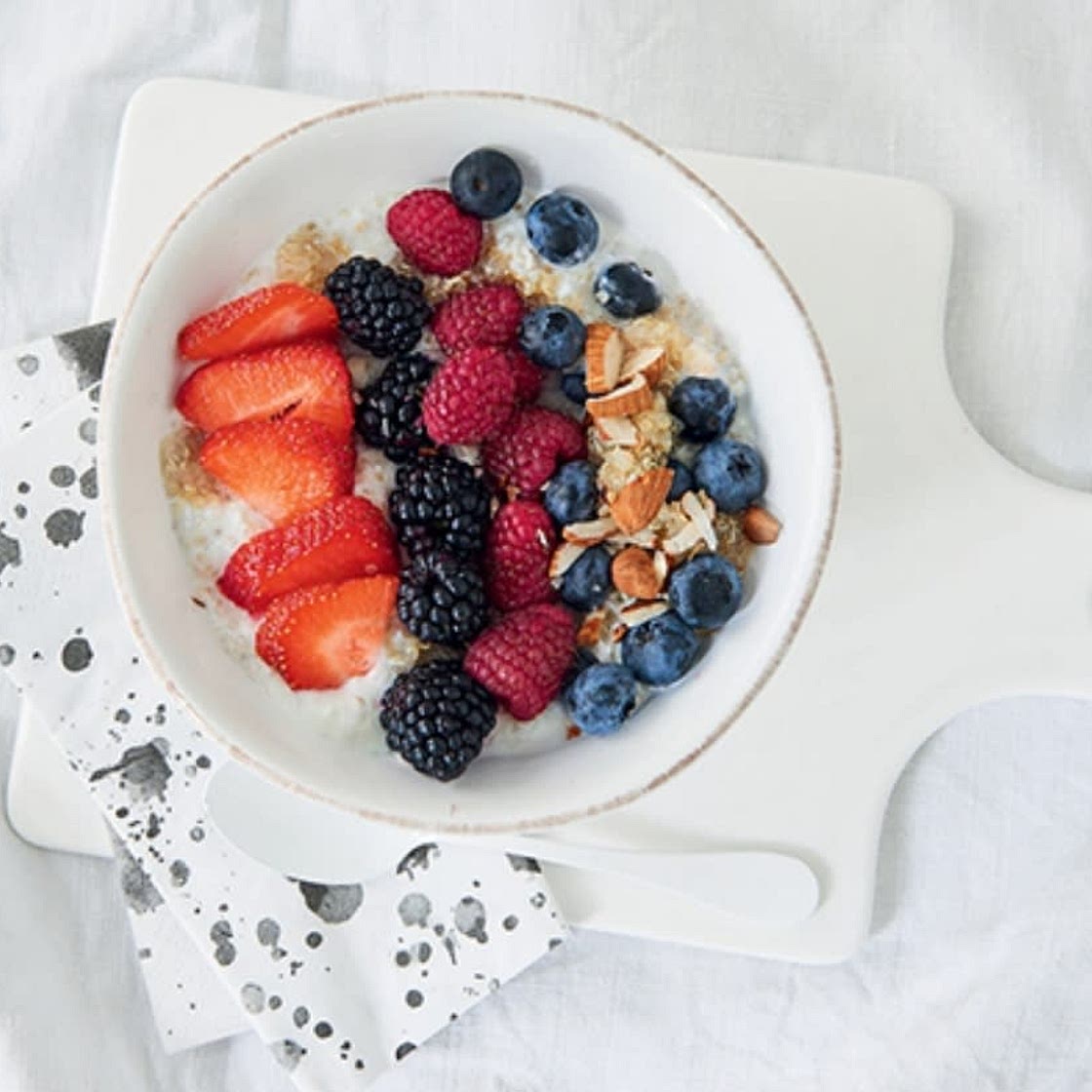 BEEREN-QUINOA-JOGHURT (Zuckerfrei - Phase 1)