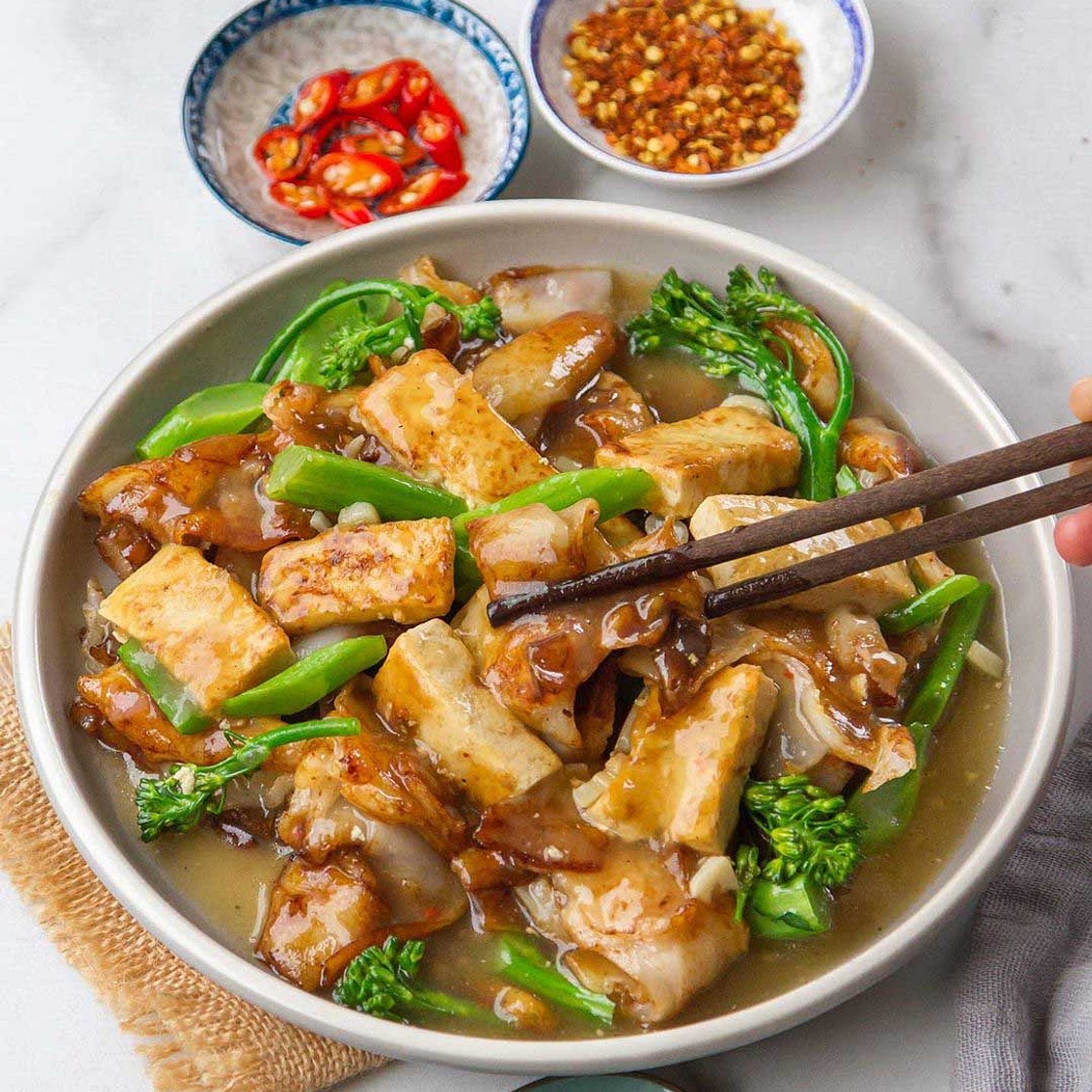 Rice Noodles in Gravy (Rad Na)