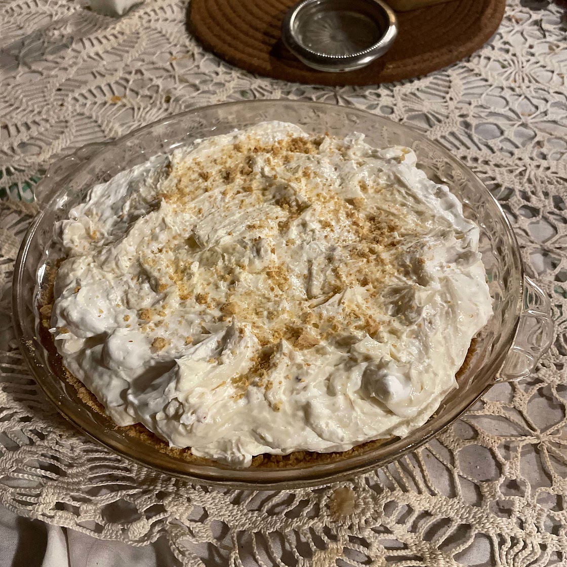 White Chocolate No-Bake Cheesecake Pie
