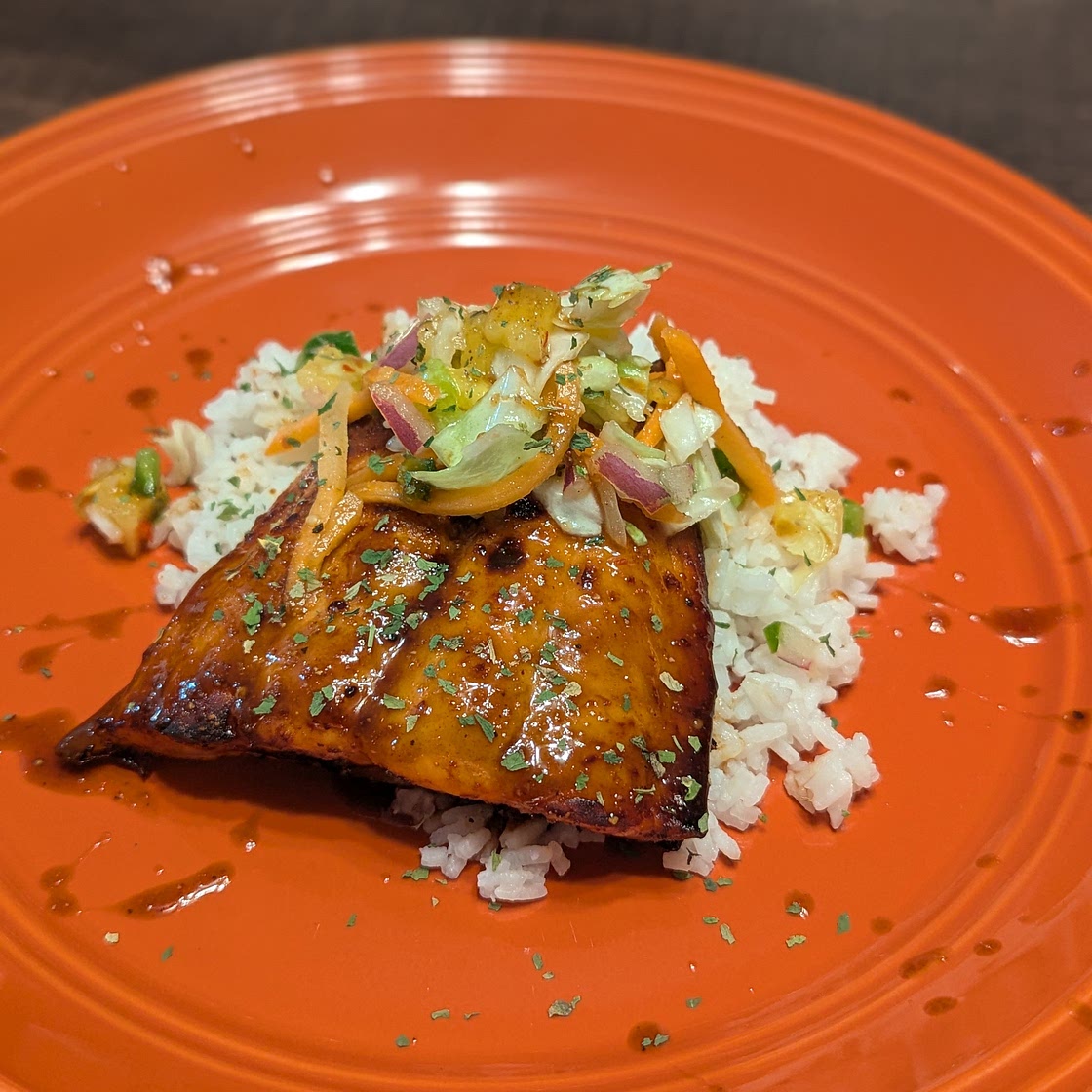 Sweet & Spicy Air Fryer Salmon
With  pineapple Jalapeño Slaw (Sweet & Spicy Side Dish)