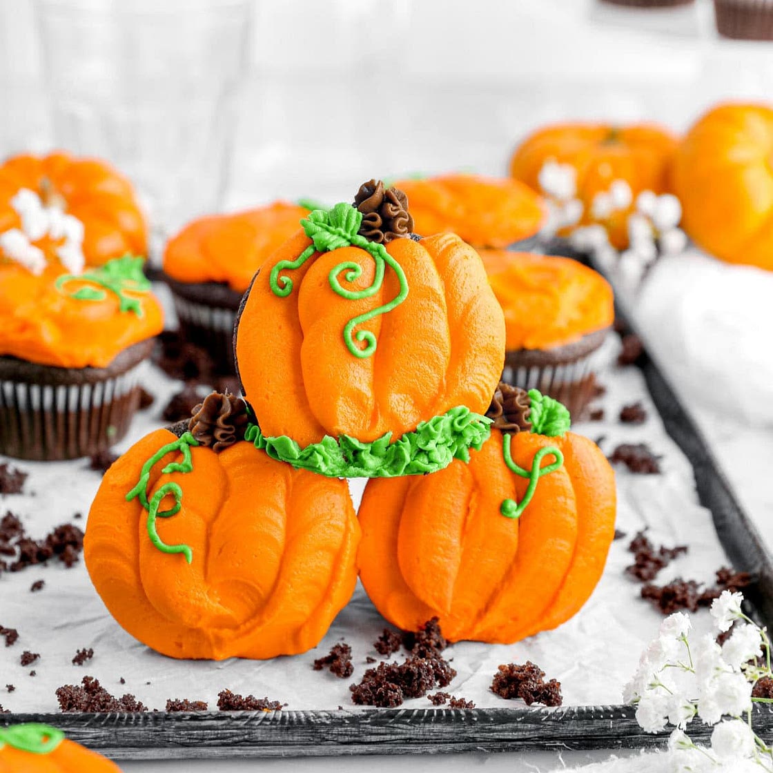 Chocolate Pumpkin Cupcakes