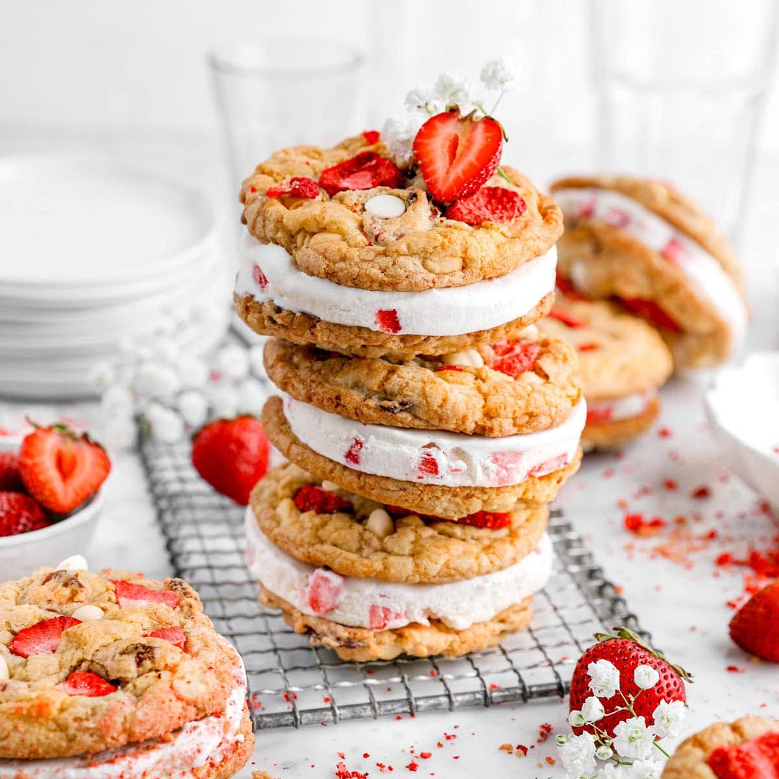 Strawberries and Cream Ice Cream Sandwiches
