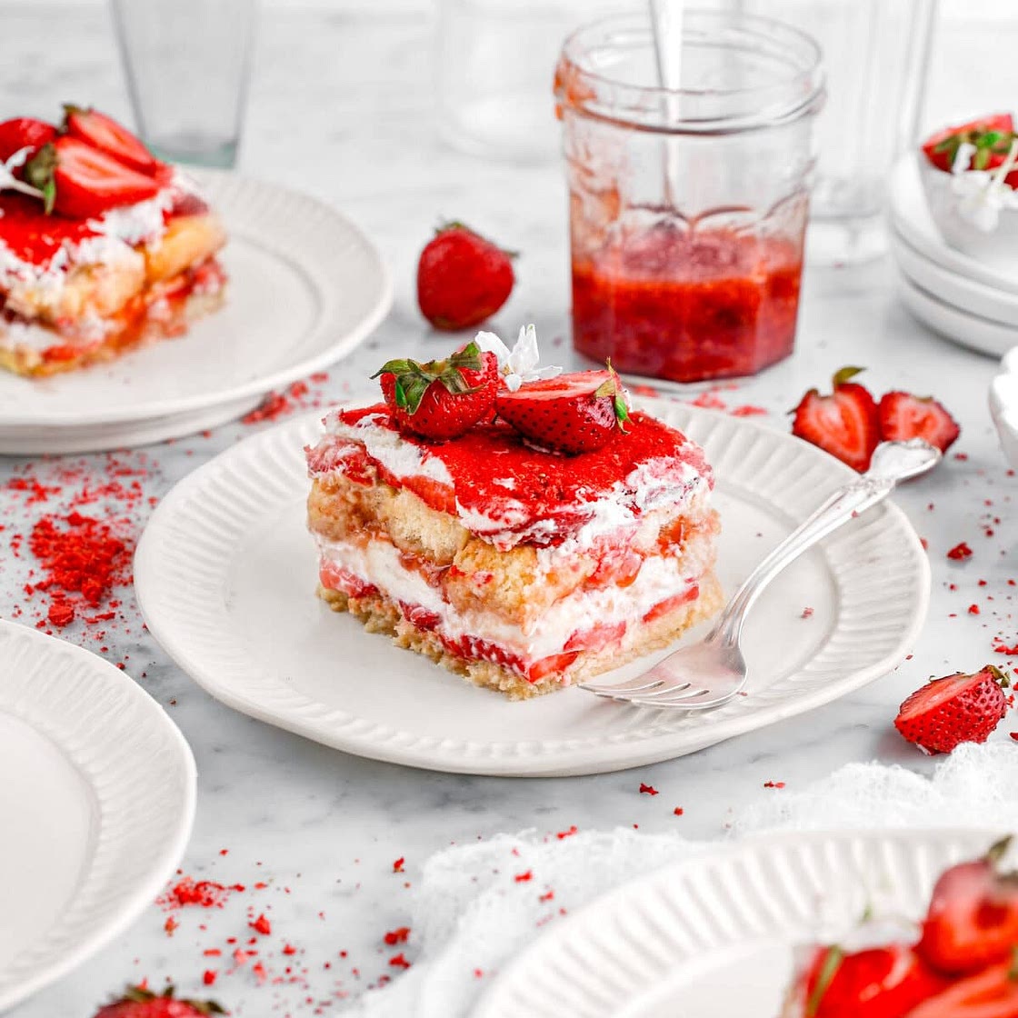 Easy Strawberry Tiramisu