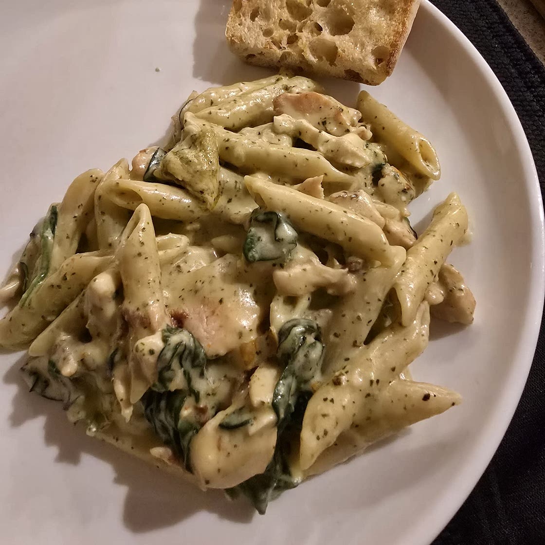 One Pot Creamy Pesto Chicken Pasta
