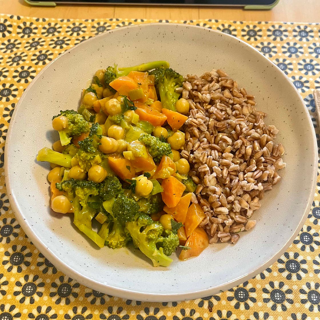 Coconut Yogurt & Chickpea Curry