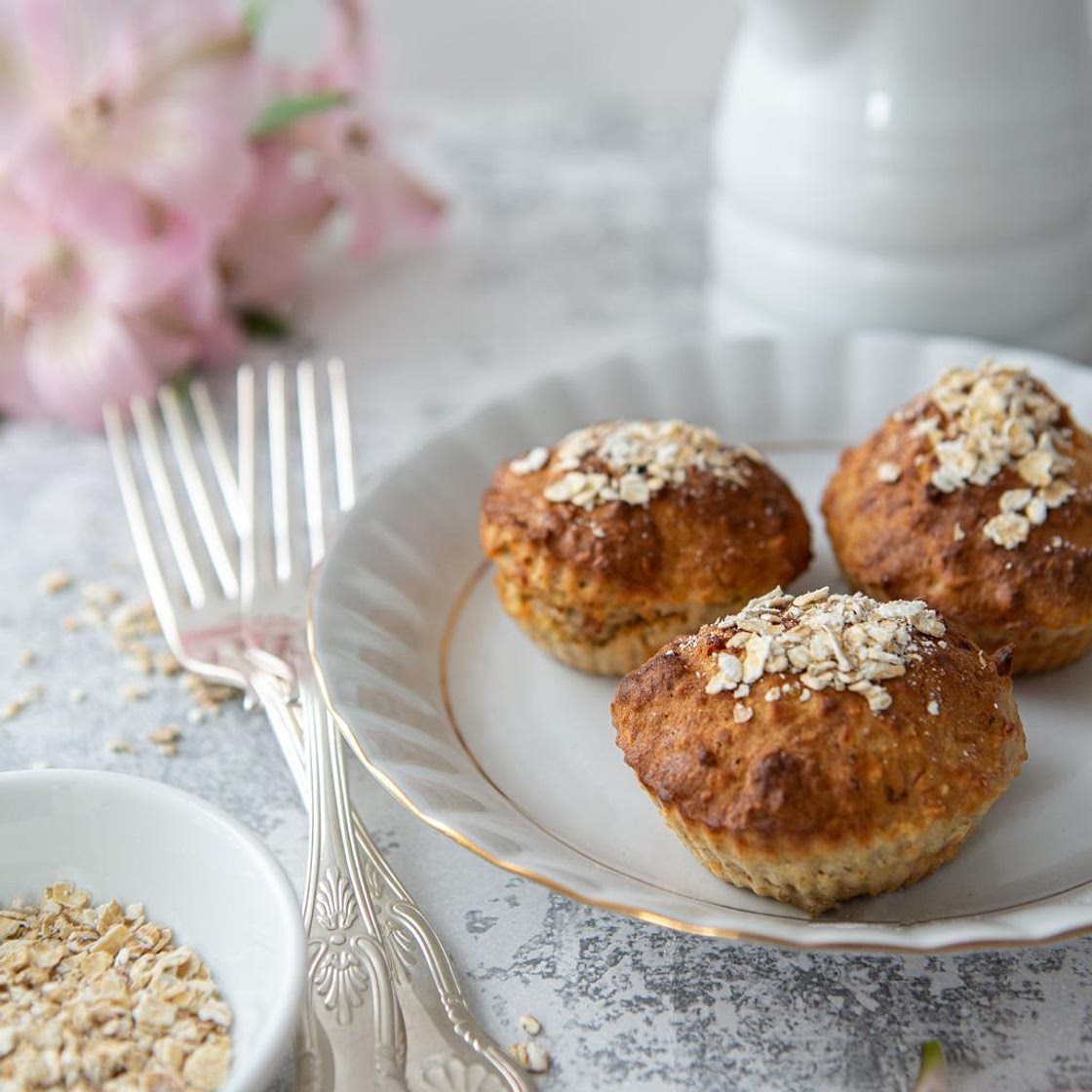 Air Fryer Oat Cupcakes