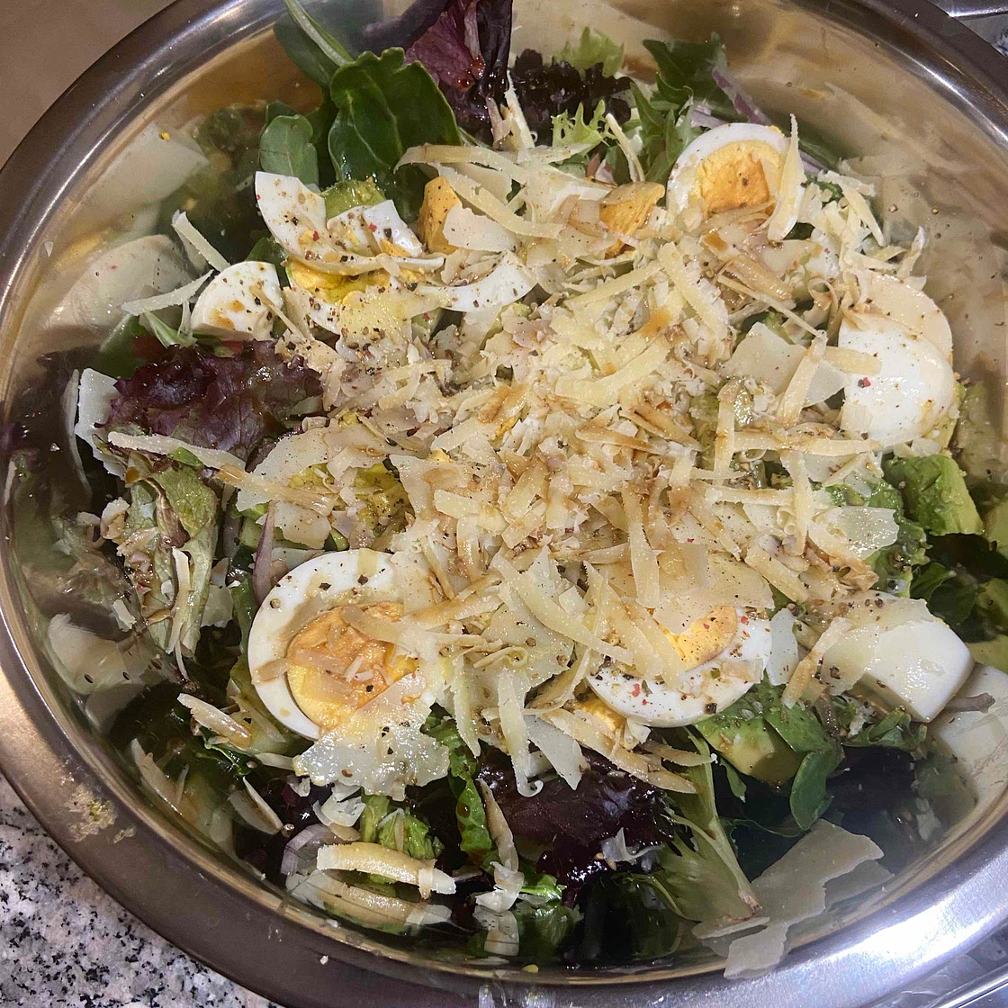 Olive oil and Balsamic Mixta Salad