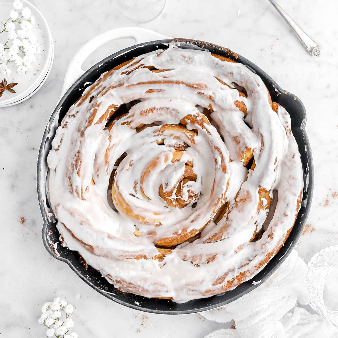 Extra Fluffy & Gooey Giant Cinnamon Roll with Vanilla Icing