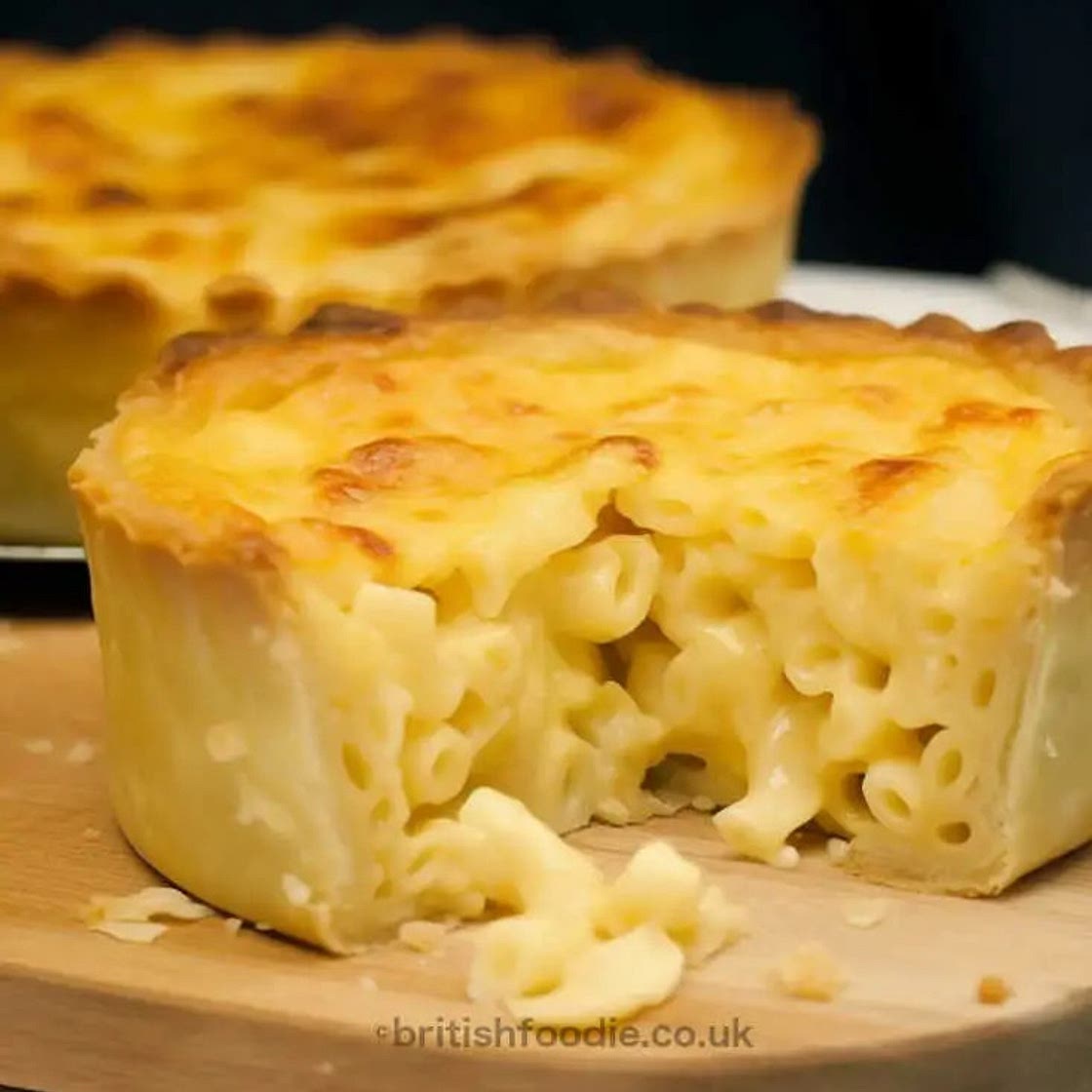 Scottish Macaroni Cheese Pie