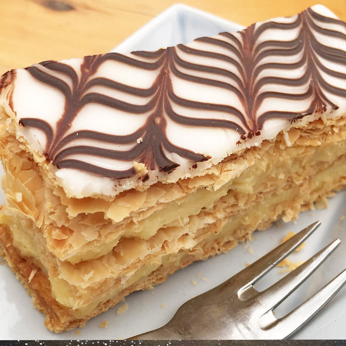 Classic Mille-Feuille Recipe: Easy French Pastry with Puff Pastry