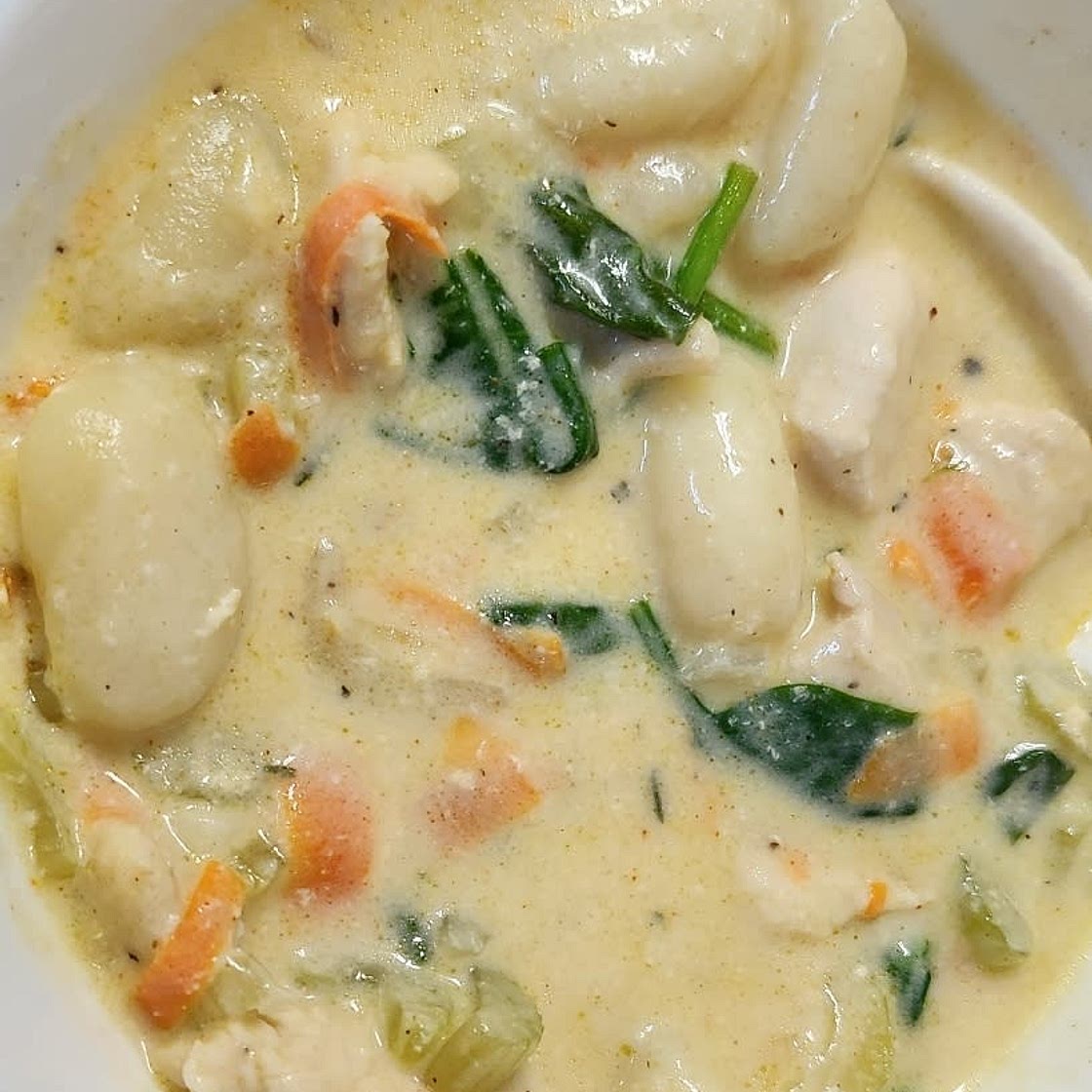 Olive Garden Chicken Gnocchi Soup