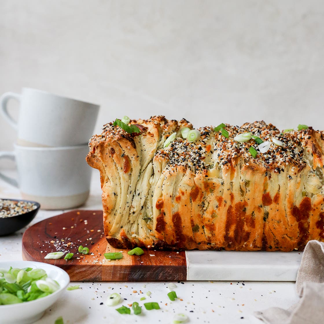 Everything Bagel Scallion Cream Cheese Pull-Apart Bread