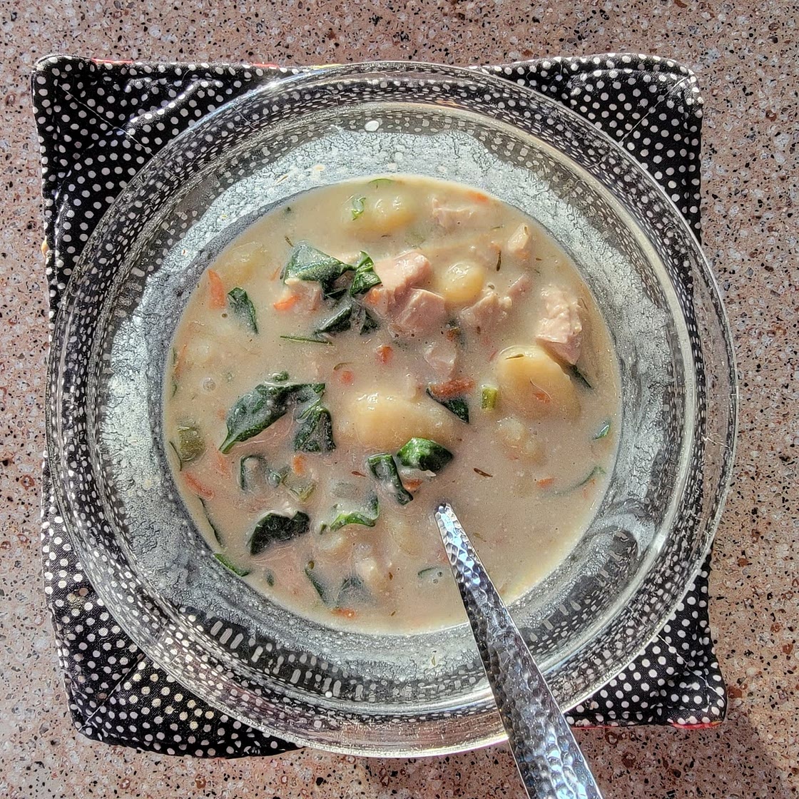 Olive Garden Chicken Gnocchi Soup