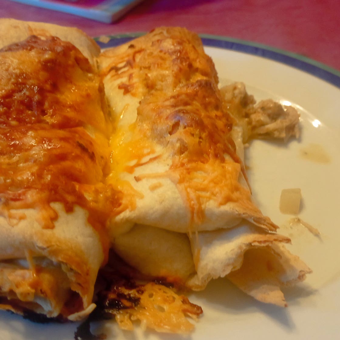 Chicken Enchiladas con Salsa Verde (verde