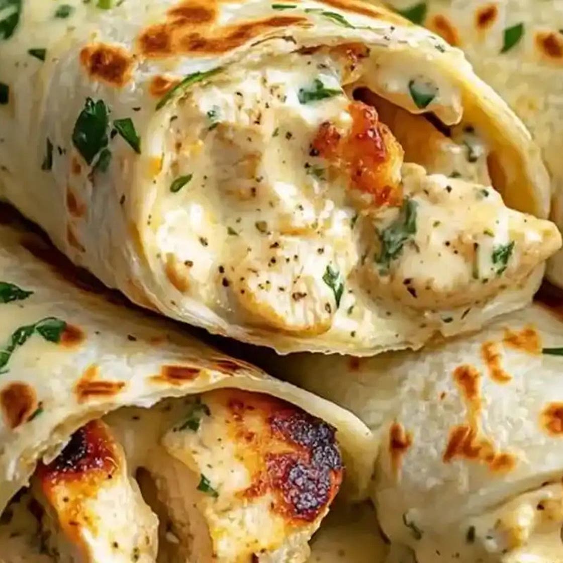 Cheesy Garlic Chicken Wraps