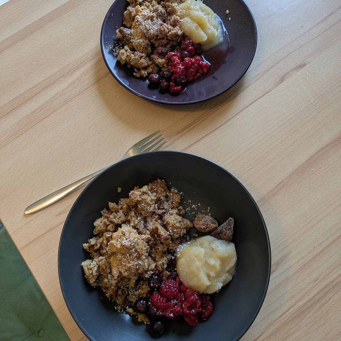 Scrambled Oats (High Protein Kaiserschmarn)