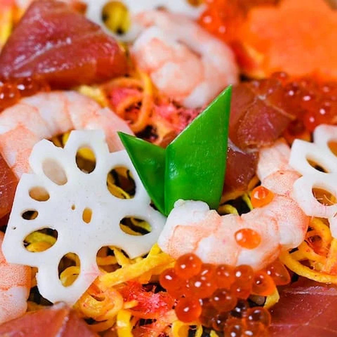 Stunning Chirashizushi: The Colorful Sushi Bowl You NEED To Try