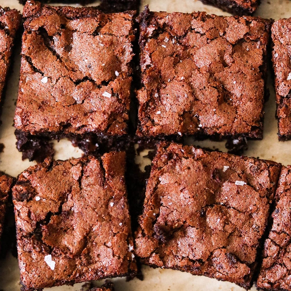 Fudgy Paleo Chocolate Brownies with Crackly Tops