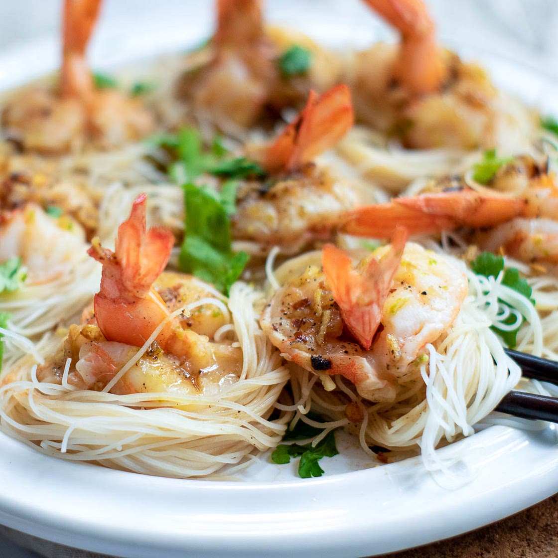 Shrimp Boats with Garlic Chili Butter