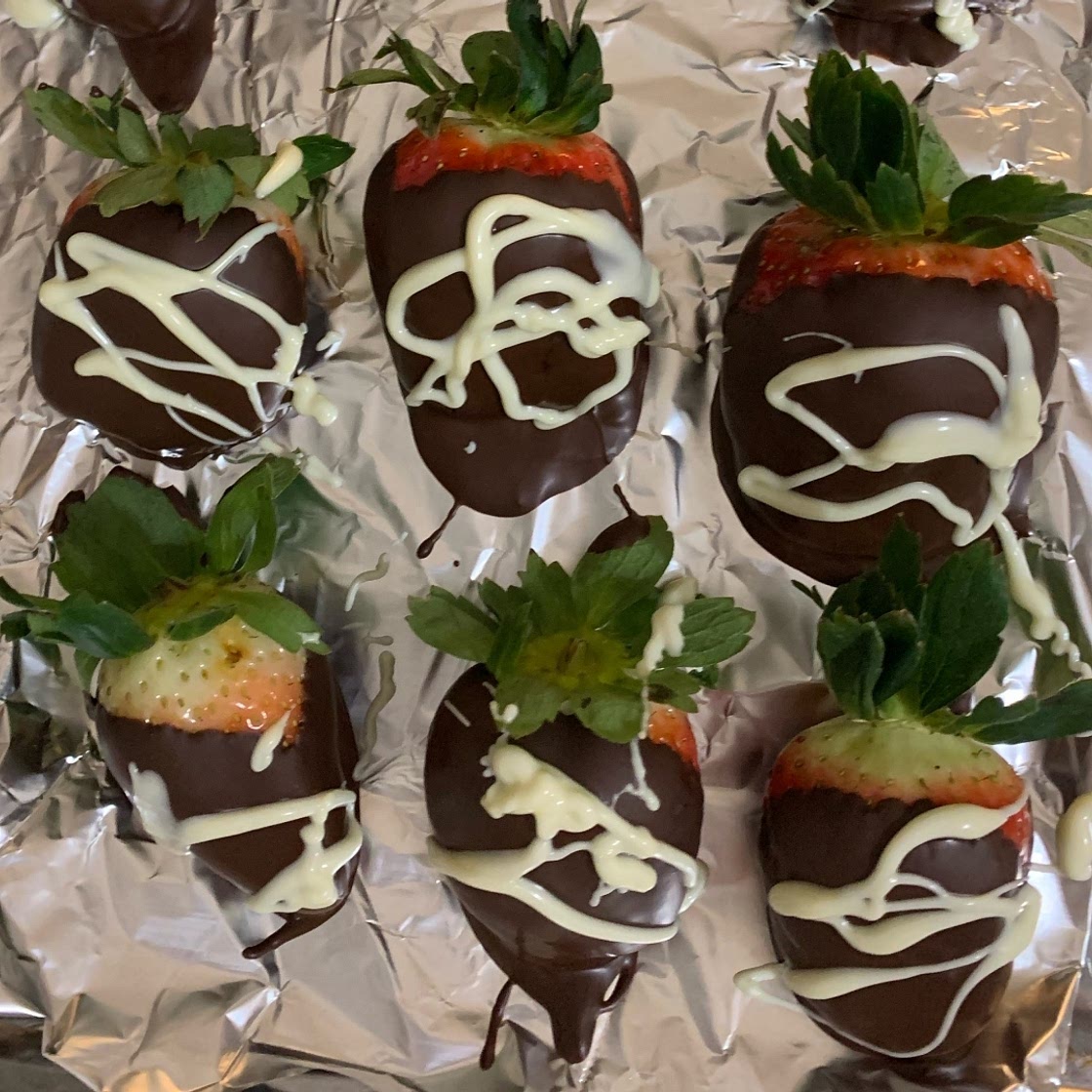 Chocolate Dipped Strawberries