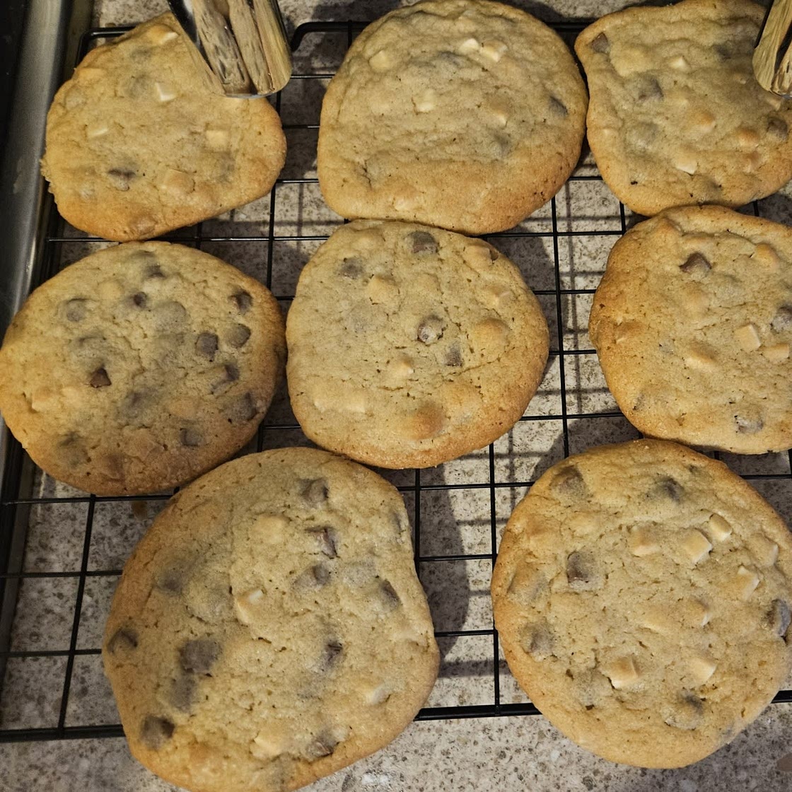 Best chewy chocolate chip cookies