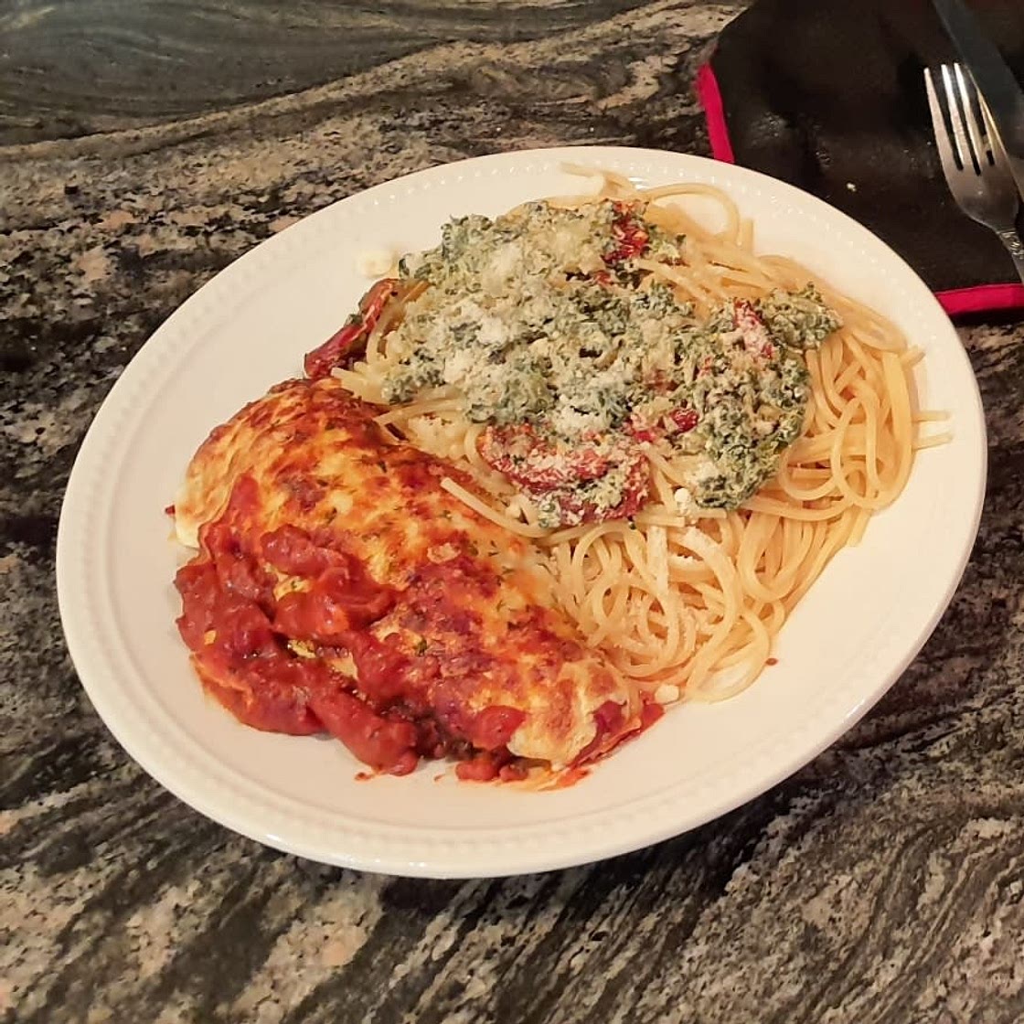 Spaghetti & Spinach with Sun-Dried Tomato Cream Sauce