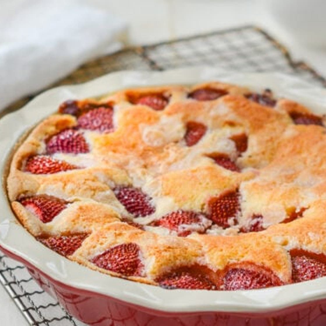 Fresh Strawberry Cake