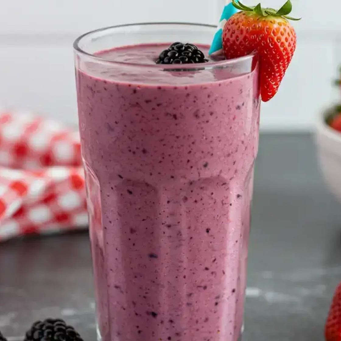 10 Best Smoothies for Energy, Detox, and More