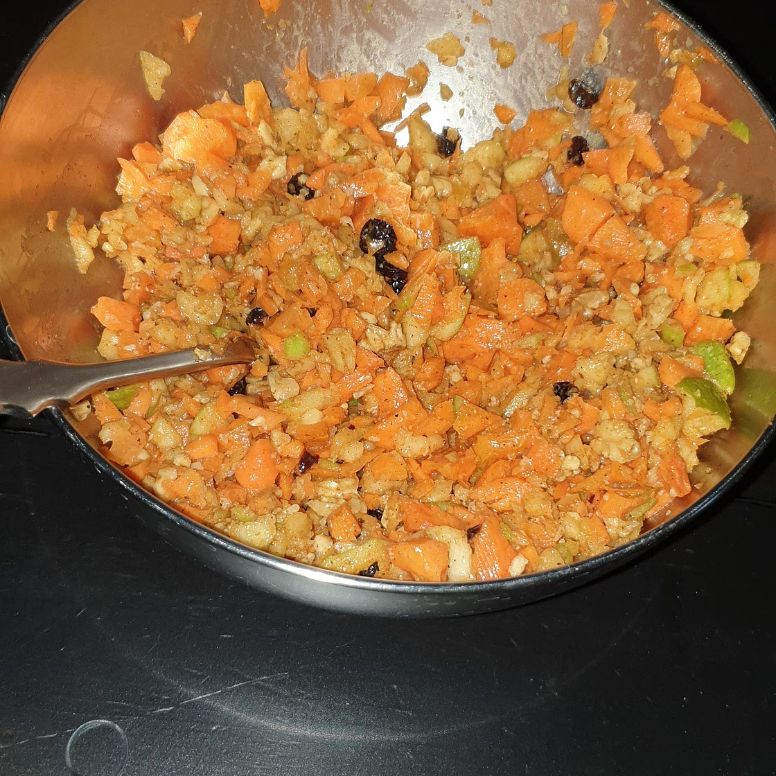 Carrot cake salad