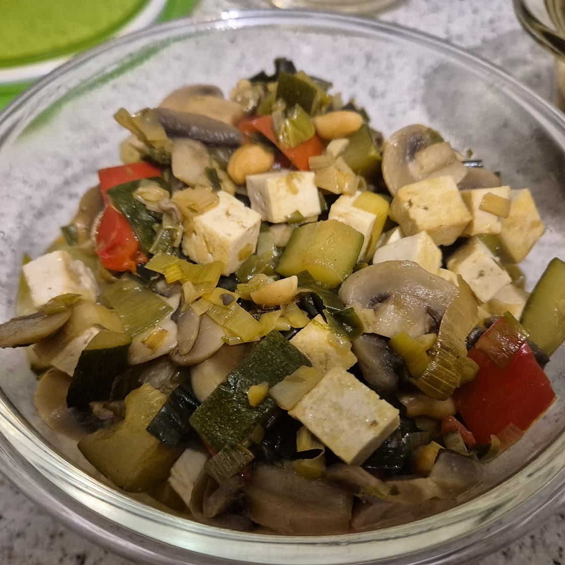 Fernöstliche Pak-Choi-Gemüsepfanne