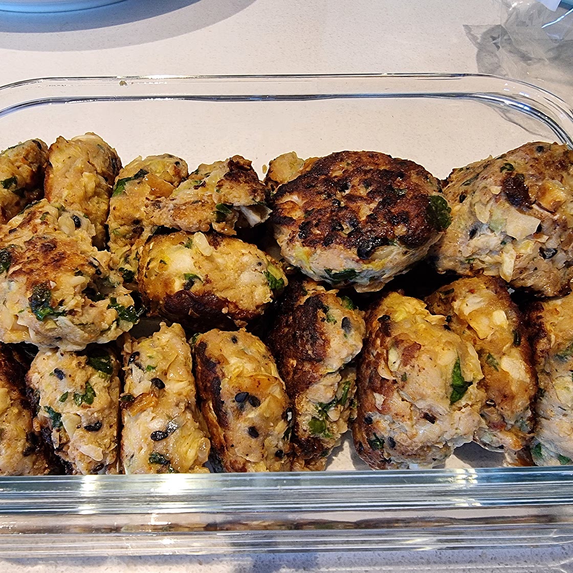Asian chicken meatballs