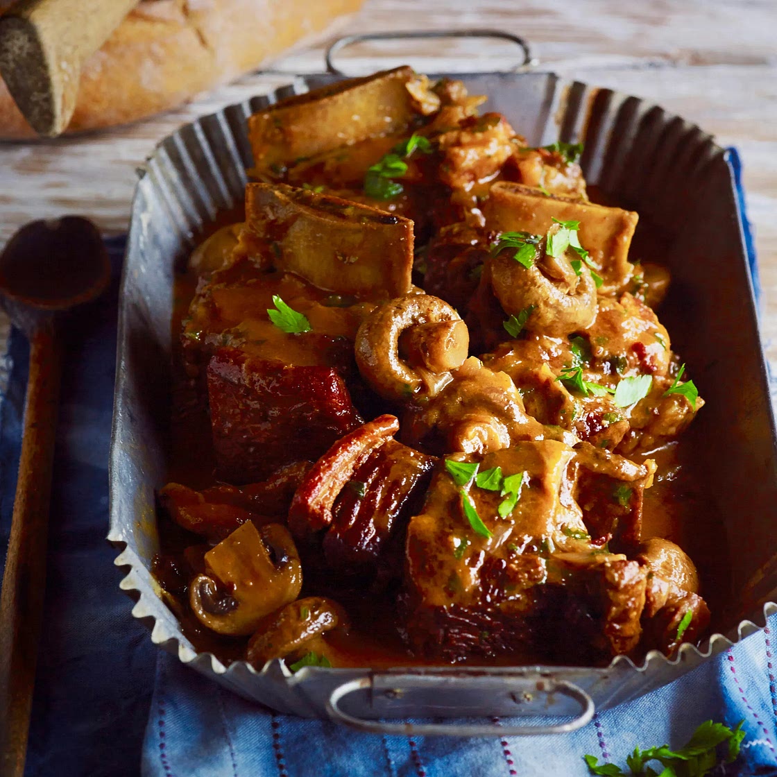 Slow-cooked beef rib bourguignon
