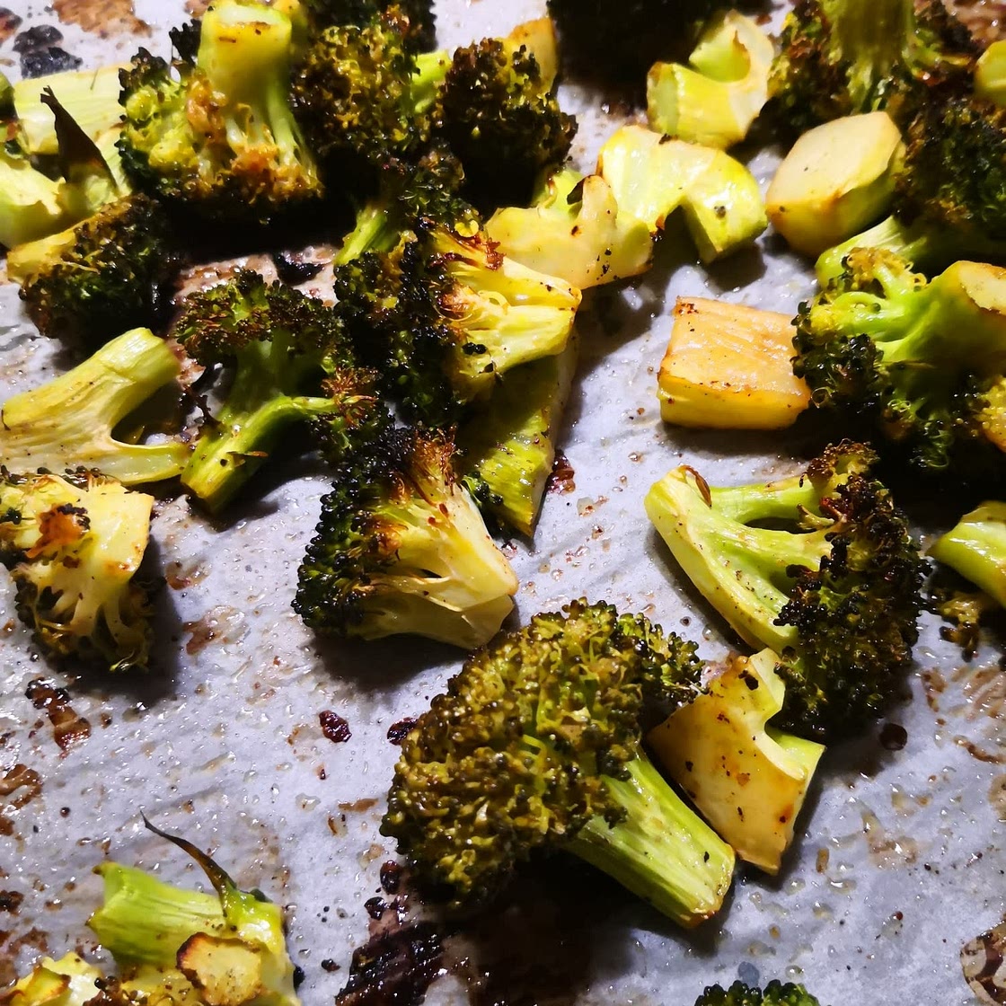Roasted Garlic Lemon Broccoli