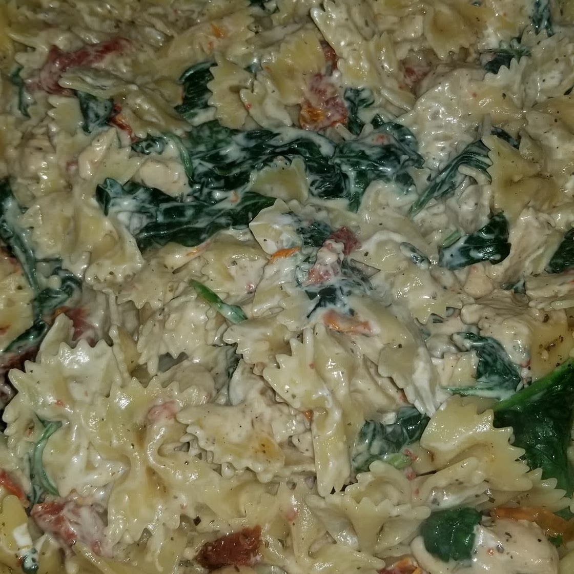 Instant Pot Creamy Tuscan Chicken Pasta