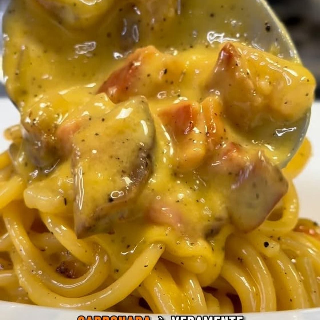 SPAGHETTI ALLA CARBONARA IN VERSIONE TOSCANA🥚🥓