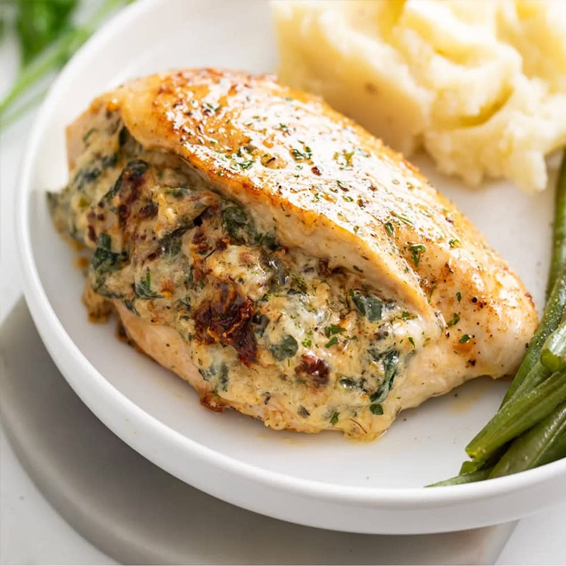 Juicy Chicken Breast Recipe: Quick, Healthy, and Flavorful | Sharp Blades