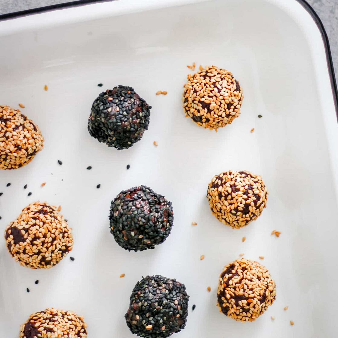 Chocolate Tahini Date Balls