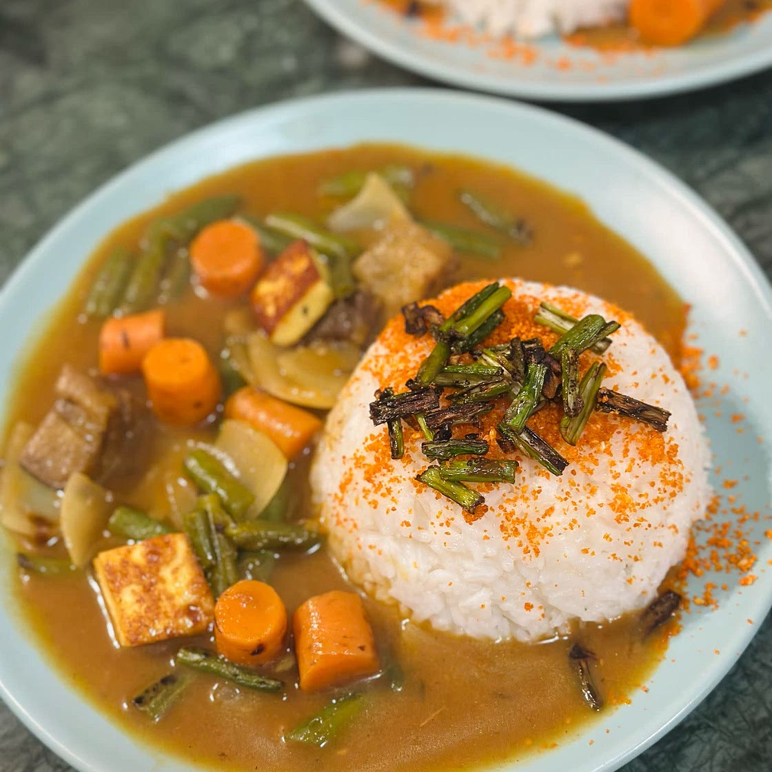 Japanese curry with burnt garlic asparagus