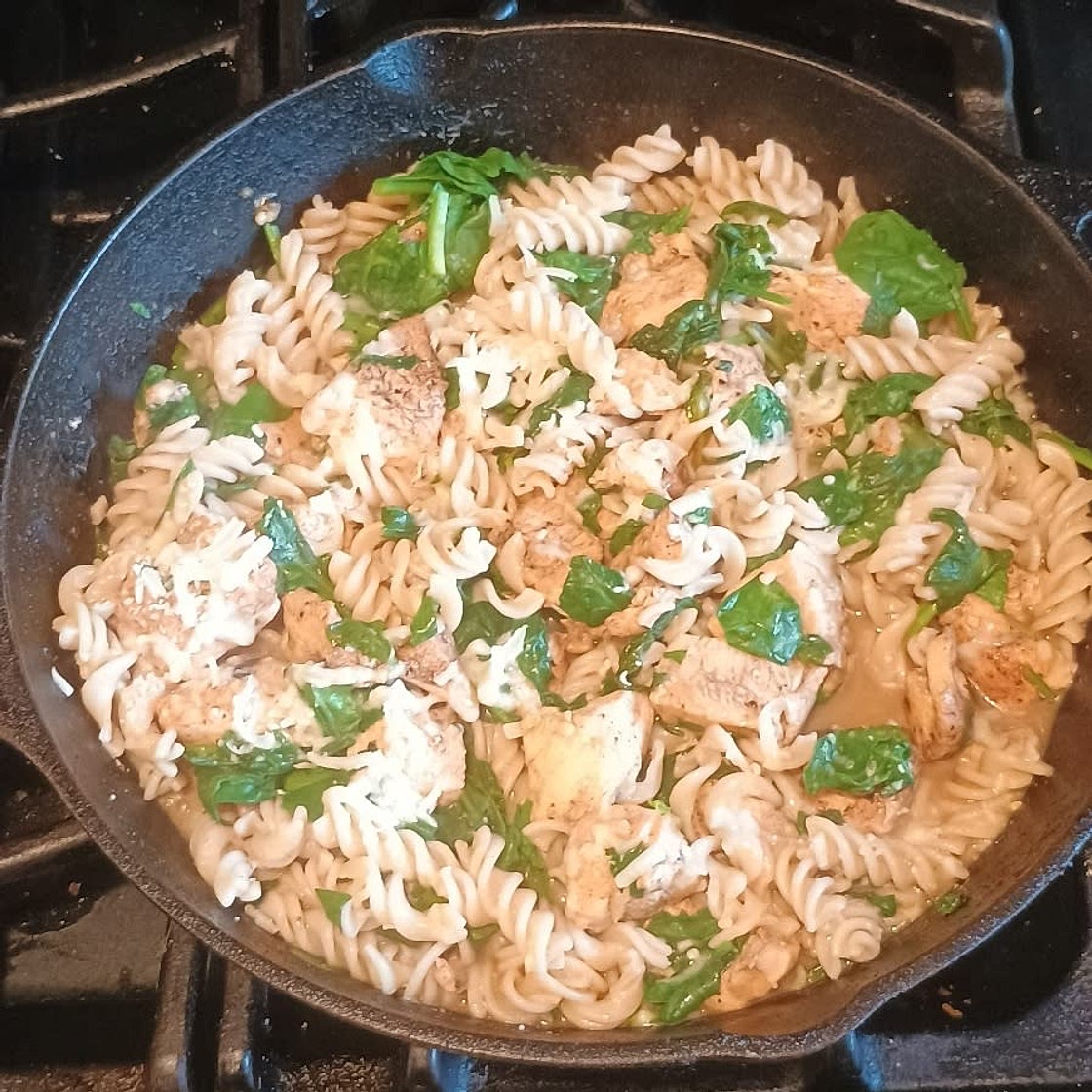 Chicken & Spinach Skillet Pasta with Lemon & Parmesan
