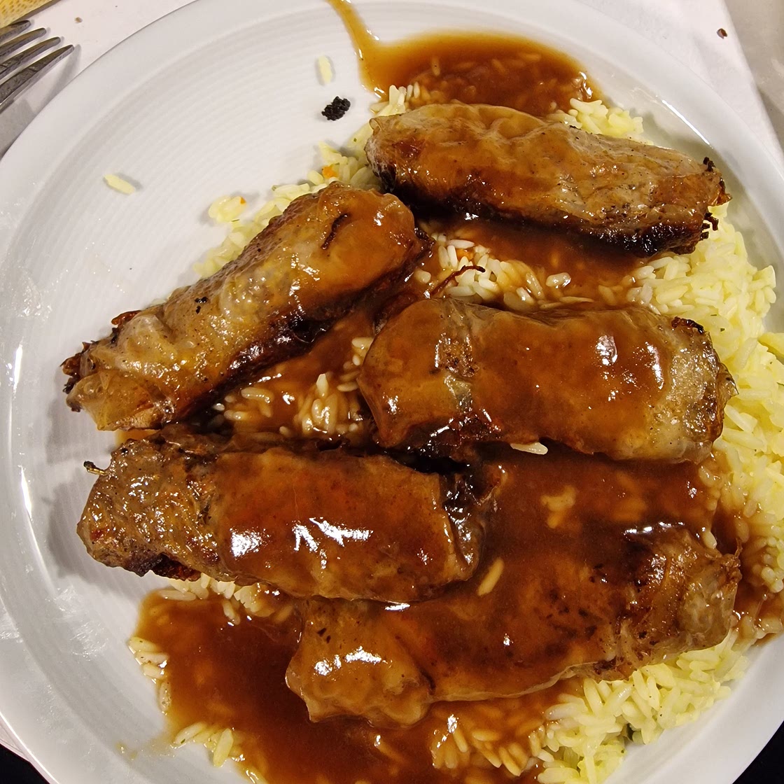 Frülingsrollen mit Reis