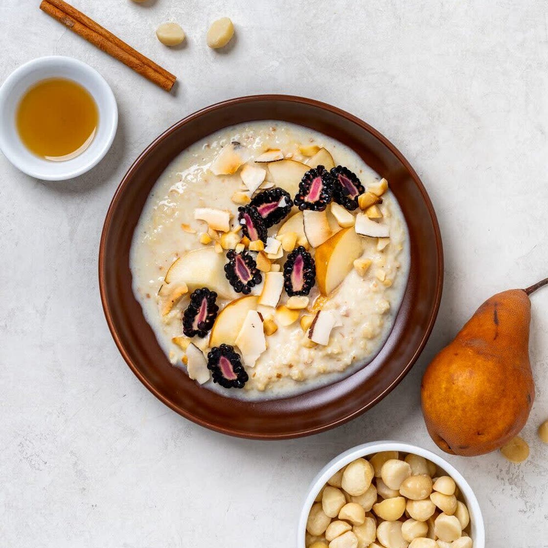 Wild macadamia porridge
