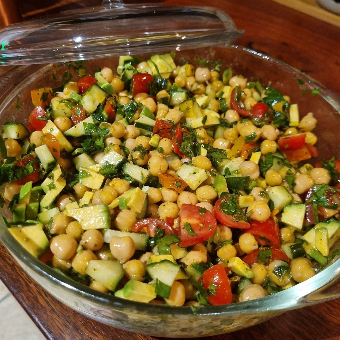 Mediterranean Chickpea Salad