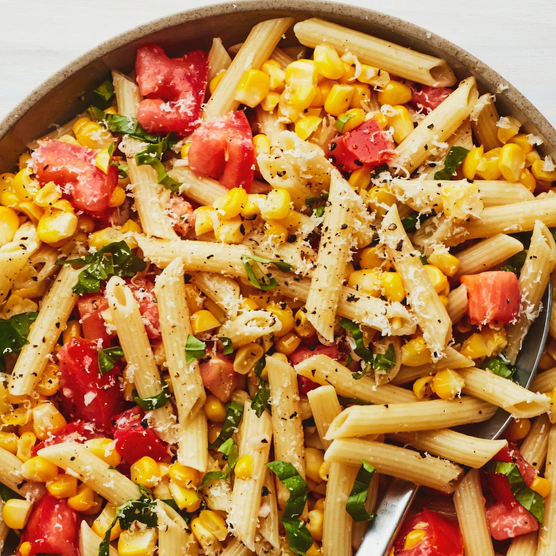 Corn pasta with peanut butter and chilli