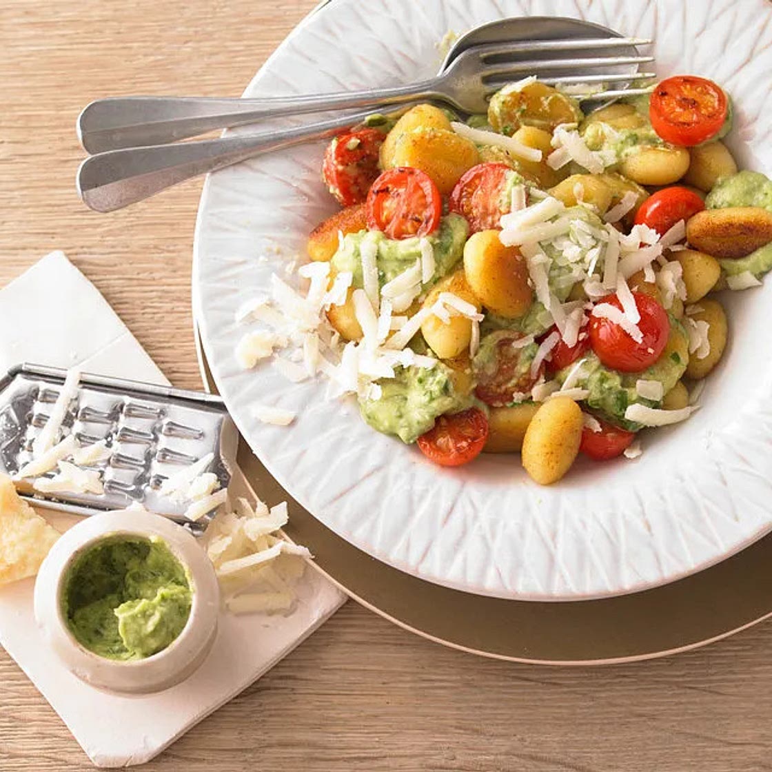 Avocado-Basilikum-Pesto