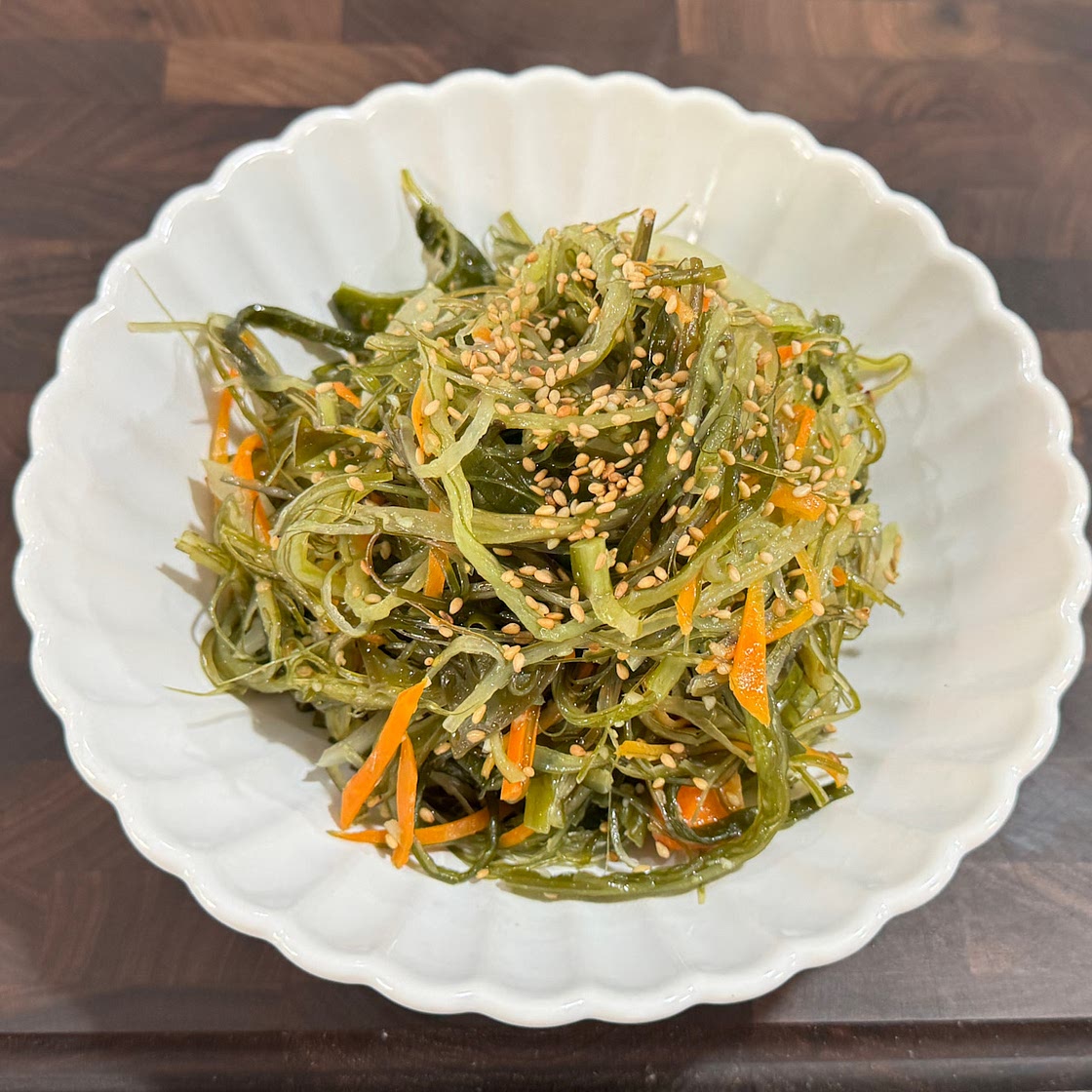 Healthy & Simple! Korean Stir-Fried Seaweed Salad 😋
