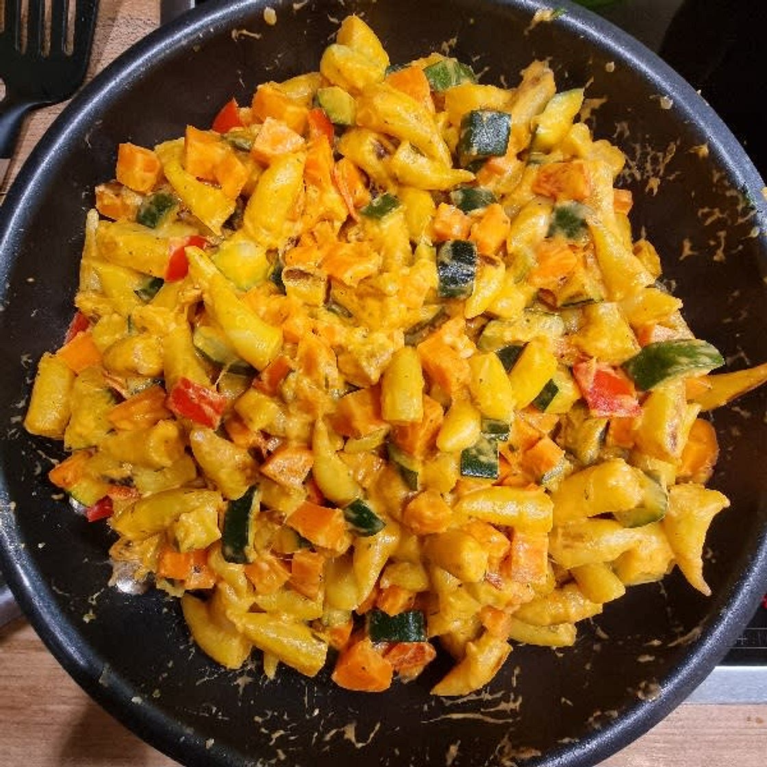 Schupfnudelpfanne mit Gemüse