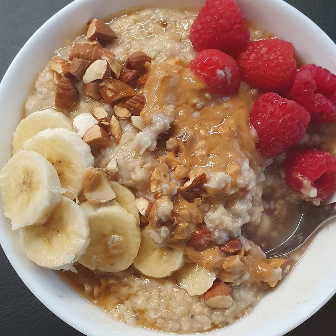 Peanut Butter Breakfast Oatmeal Bowl