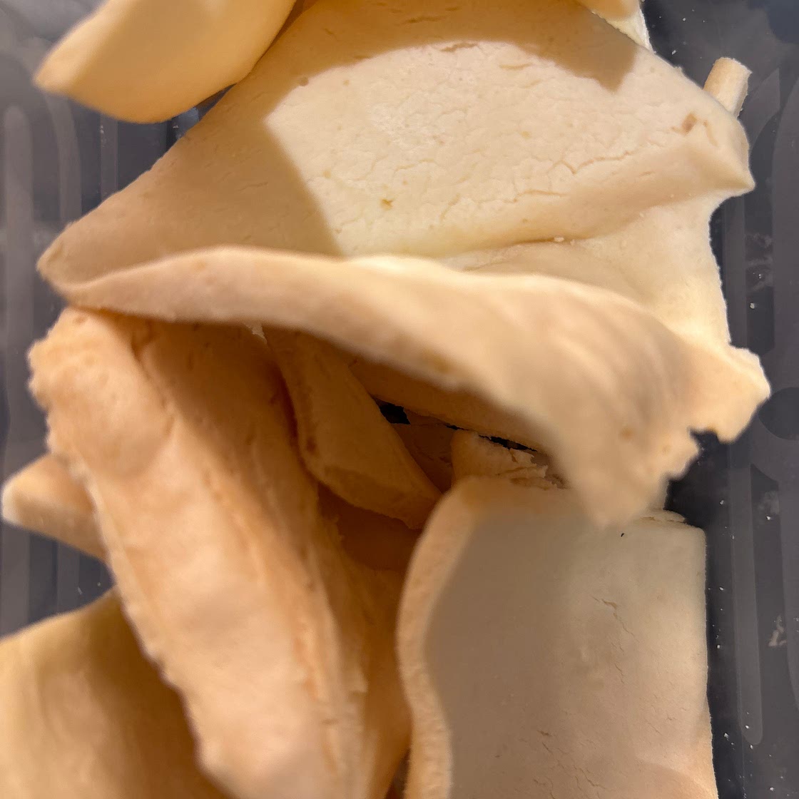 Eier (egg) Kichels - Ruchi 