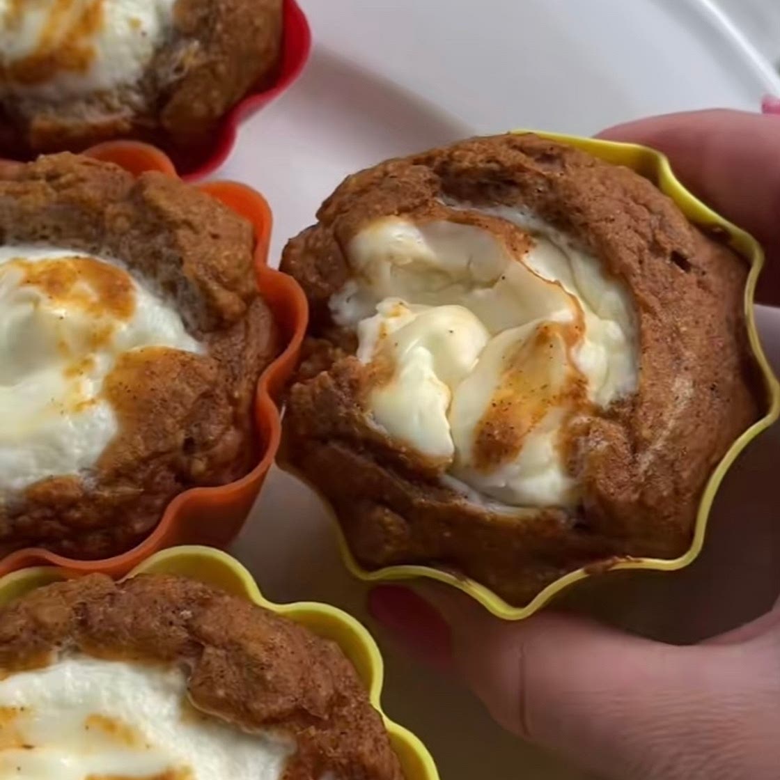 Pumpkin Cream Cheese Muffin (90 cal)